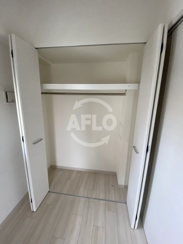 収納　クリスタルグランツ梅田II　クローゼット