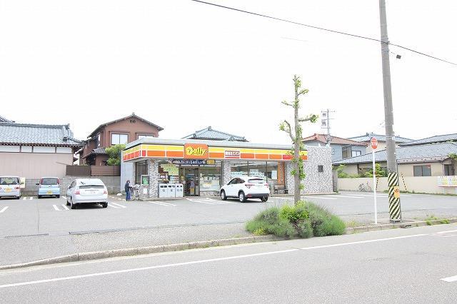 コンビニ　デイリーヤマザキ新潟太平店（コンビニ）まで735m