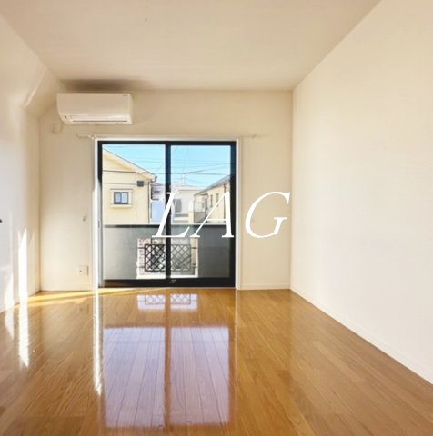 居室・リビング　洋室のお部屋です。