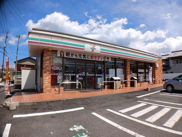 コンビニ　セブンイレブン（コンビニ）まで450m
