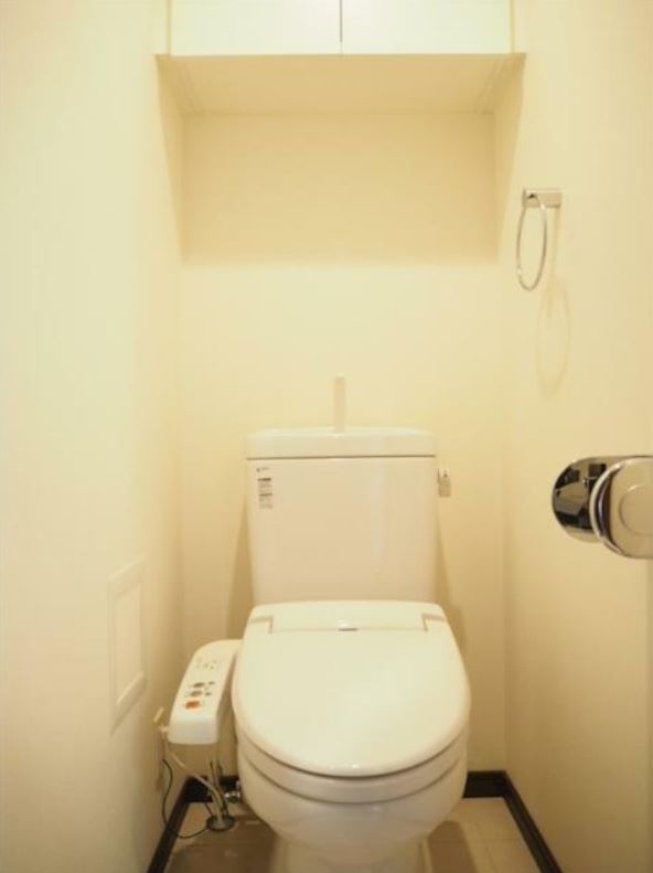 トイレ　※同建物内の別部屋参考写真です