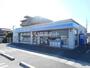 コンビニ　ローソン 松阪垣鼻町店（コンビニ）まで451m