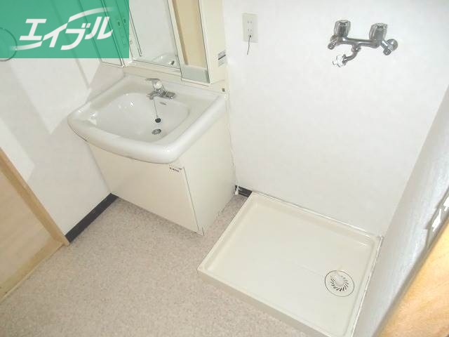 洗面設備　別のお部屋の写真です。実際とは異なります。