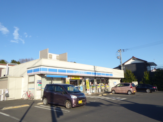 コンビニ　ローソン 武蔵村山中央三丁目店（コンビニ）まで371m
