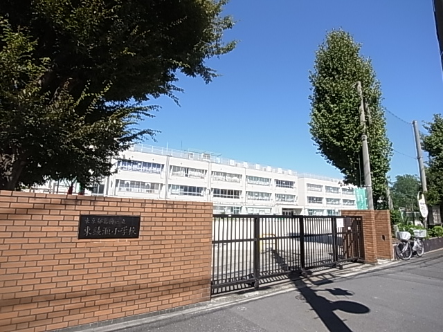 小学校　葛飾区立東綾瀬小学校（小学校）まで604m