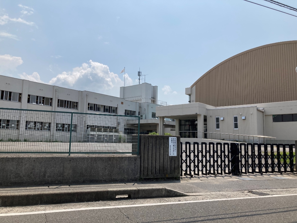 小学校　愛知川東小学校（小学校）まで2474m