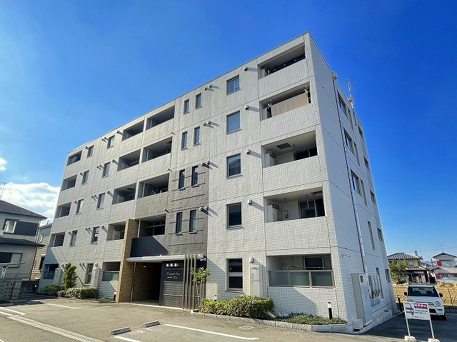 建物外観　キレイな外観です。