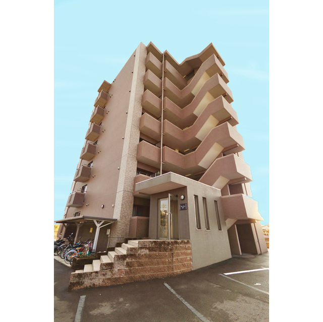 建物外観　鉄筋コンクリートマンション