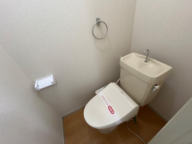 トイレ　シャワー付トイレ