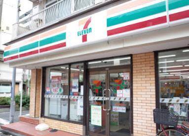 コンビニ　セブンイレブンよこはまばし店（コンビニ）まで92m