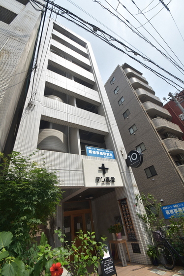 建物外観　十日市町電停まで徒歩２分（＾ｏ＾）♪