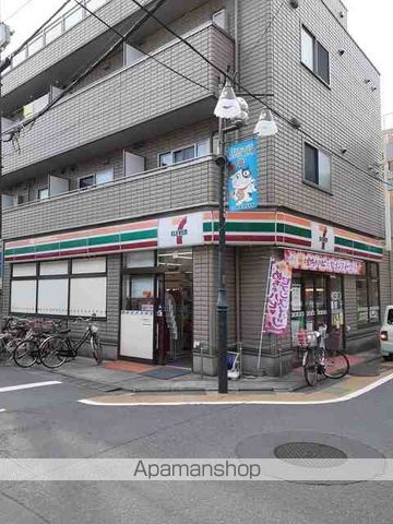 コンビニ　セブンイレブン（コンビニ）まで28m