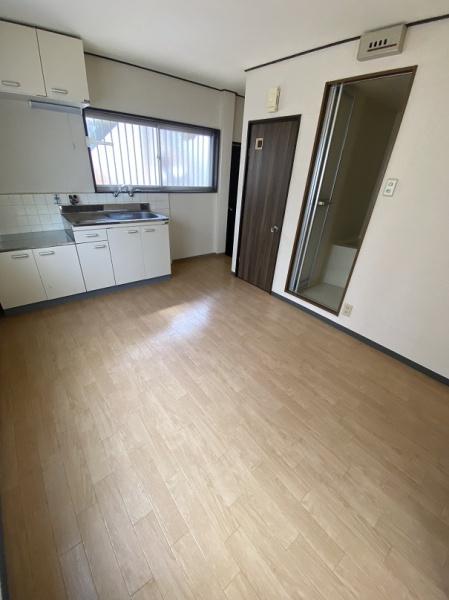 木田マンションの居間写真