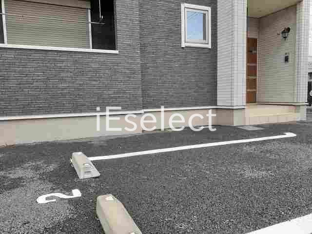 駐車場　敷地内駐車場
