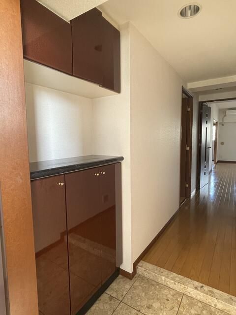玄関　きれいな玄関です