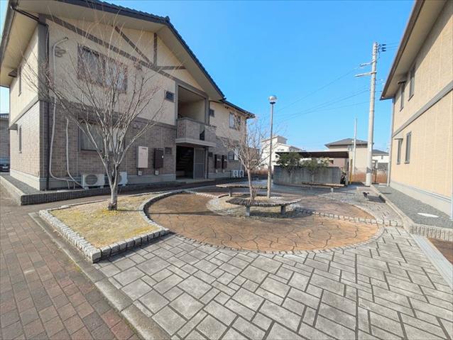プリムヴェール C棟の外観写真