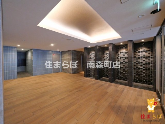 エントランス　共用部の印象も大切に