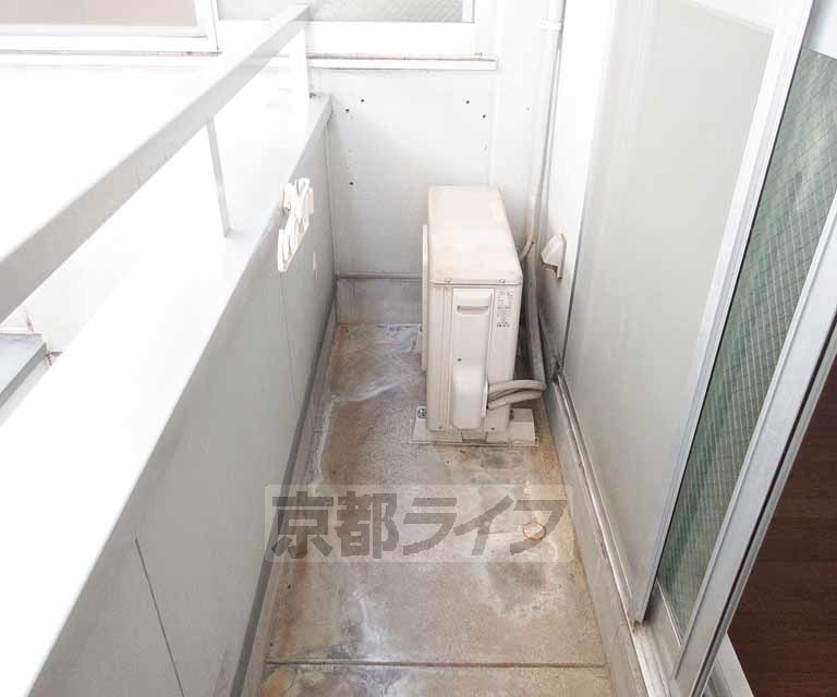 バルコニー　広いバルコニーです