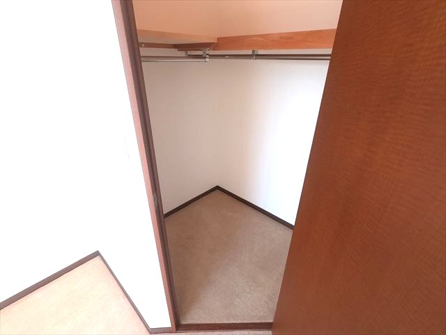収納　ウォークインクローゼット