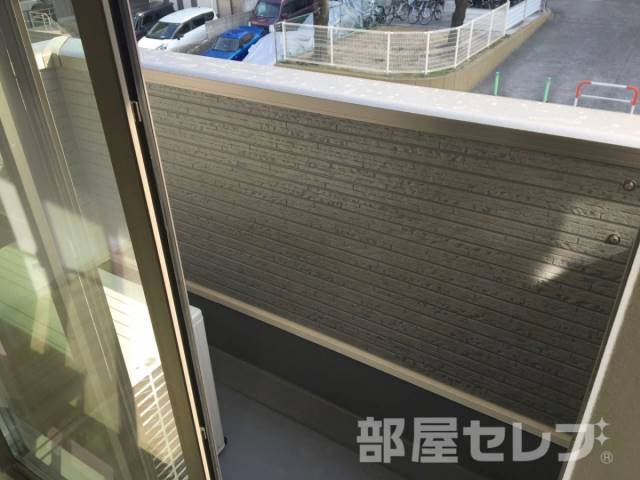 バルコニー　※他の部屋の写真を流用しています。