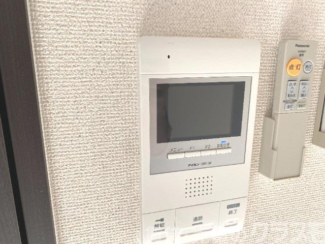 セキュリティ　来訪者が確認できるモニターホン♪