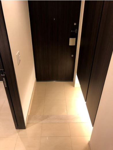 玄関　玄関