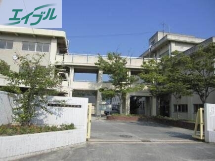 中学校　岡山市立操山中学校（中学校）まで1451m
