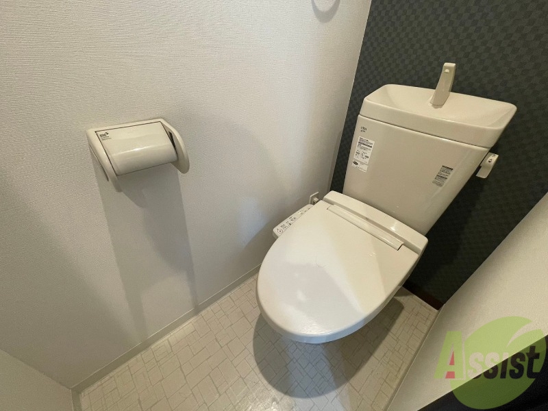 トイレ　トイレです。ウォシュレット付を探している方、おすすめです。