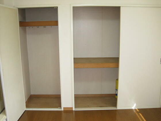 収納　同タイプ他室の写真です
