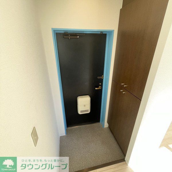玄関　※参考写真