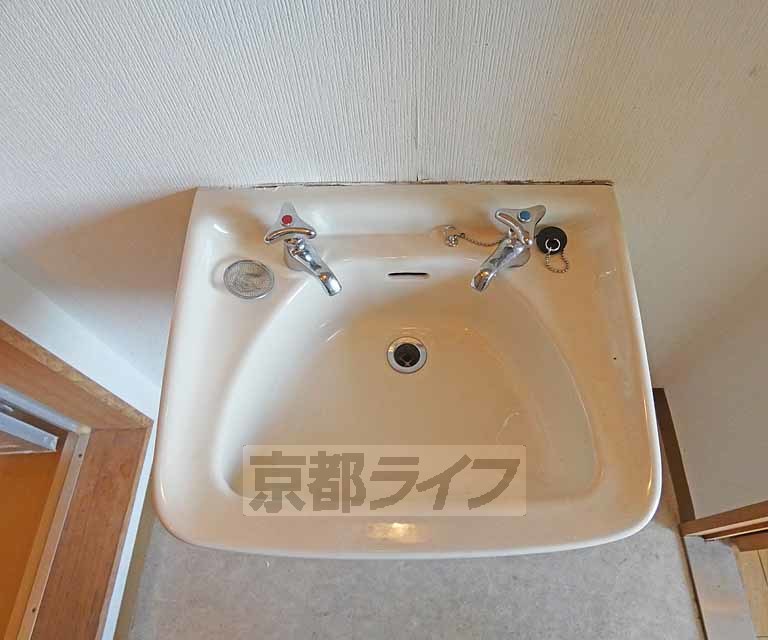 洗面設備　洗面台です。