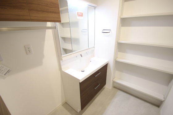 洗面設備　※別部屋の写真です