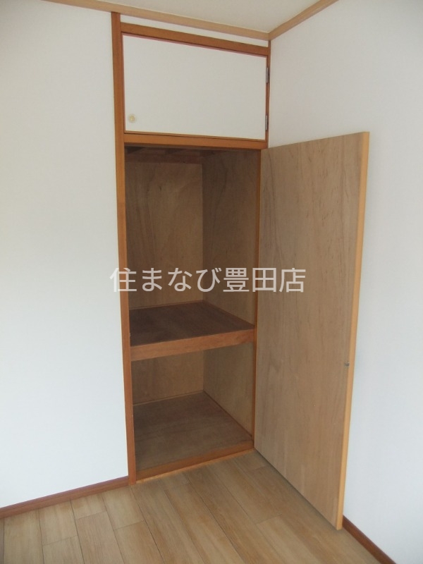 収納　同型タイプ