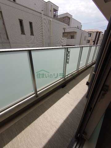 バルコニー　別部屋同タイプ部屋の参考写真となります。