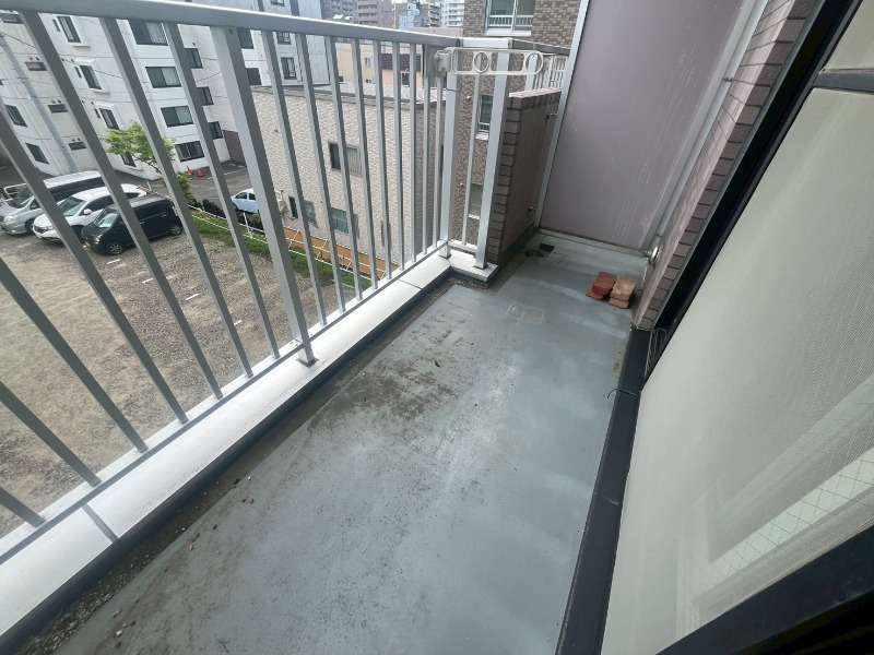 バルコニー　バルコニーです。天気の良い日には外干しができます！