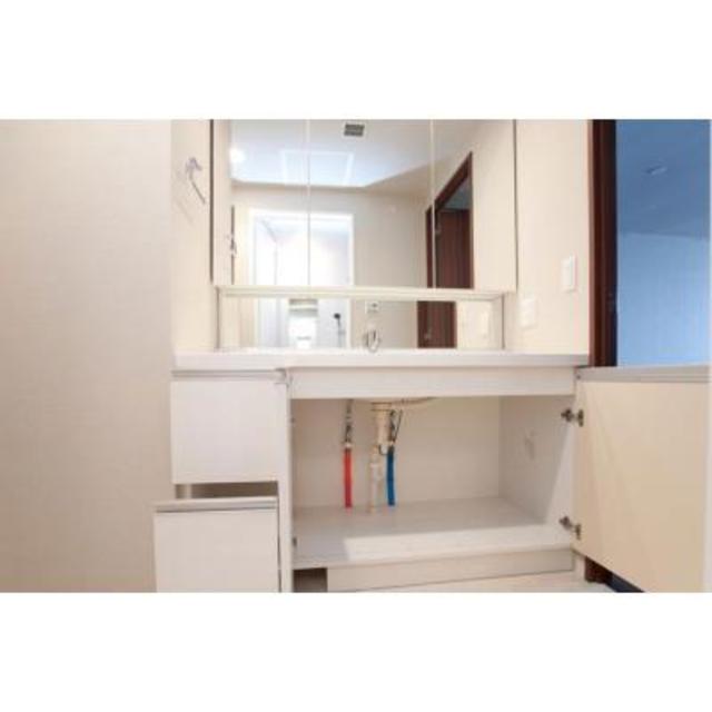 洗面設備　※写真は同タイプ住戸です。
