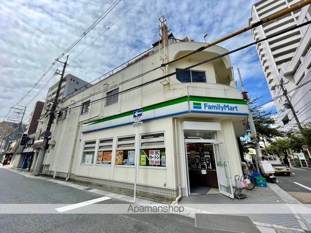 コンビニ　ファミリーマート（コンビニ）まで662m