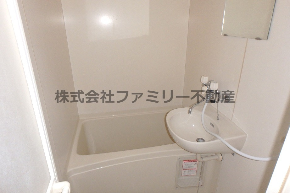 ＪＲ常磐線 十王駅 徒歩25分 2階建 築31年の風呂写真