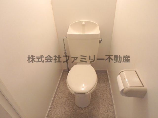 ＪＲ常磐線 十王駅 徒歩25分 2階建 築31年のトイレ写真