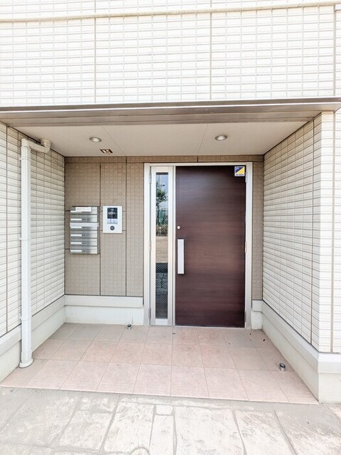 エントランス　出入口