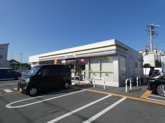 コンビニ　ミニストップ（コンビニ）まで162m