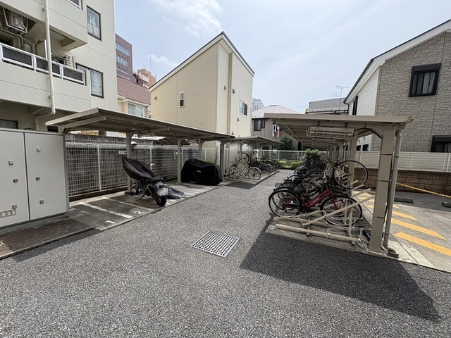 その他　駐輪場、バイク置き場