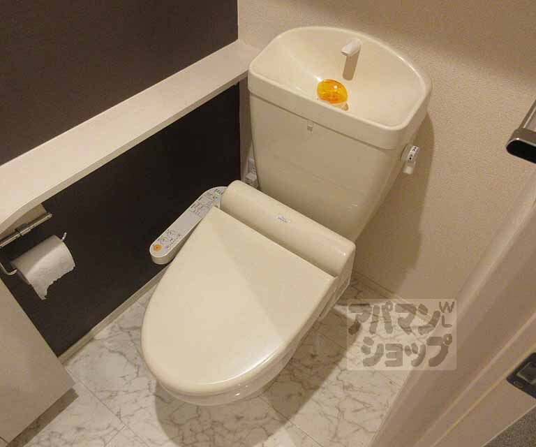 トイレ　ウォシュレット付き！