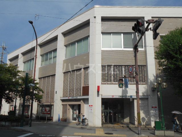 銀行　三菱東京UFJ銀行 西陣支店（銀行）まで415m