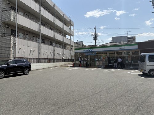 コンビニ　ファミリーマート 日野日野台店（コンビニ）まで380m