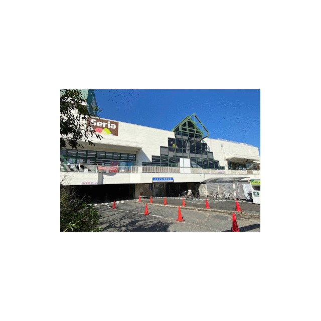ショッピングセンター　Ｆｕｊｉ善行店（ショッピングセンター）まで918m