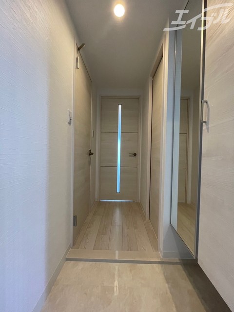 玄関　広めの廊下になります！