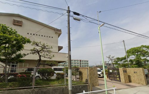 小学校　名古屋市立城北小学校（小学校）まで601m