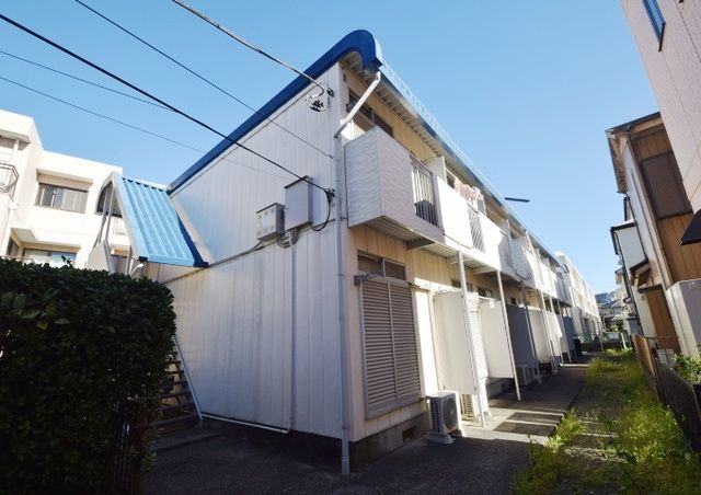 建物外観　★閑静な住宅街に位置しております★