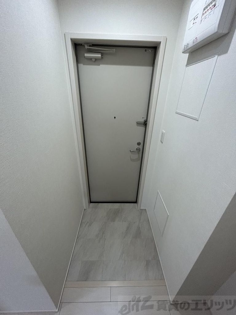 玄関　下駄箱